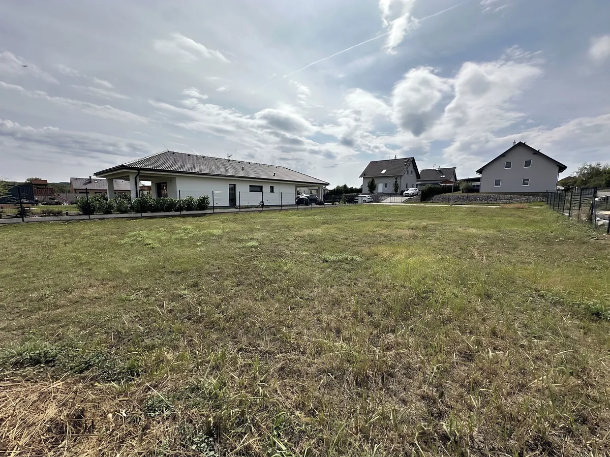 Prodej stavebního pozemku 812 m²